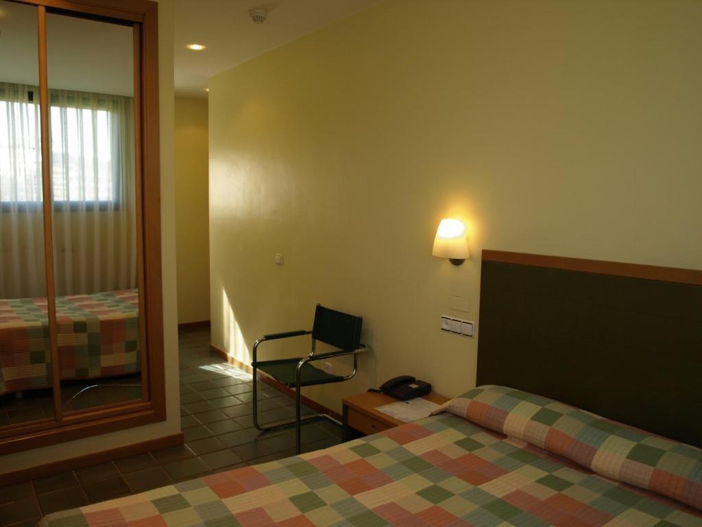 Hotel Lugones Nor Kamer foto