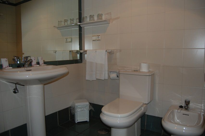 Hotel Lugones Nor Kamer foto